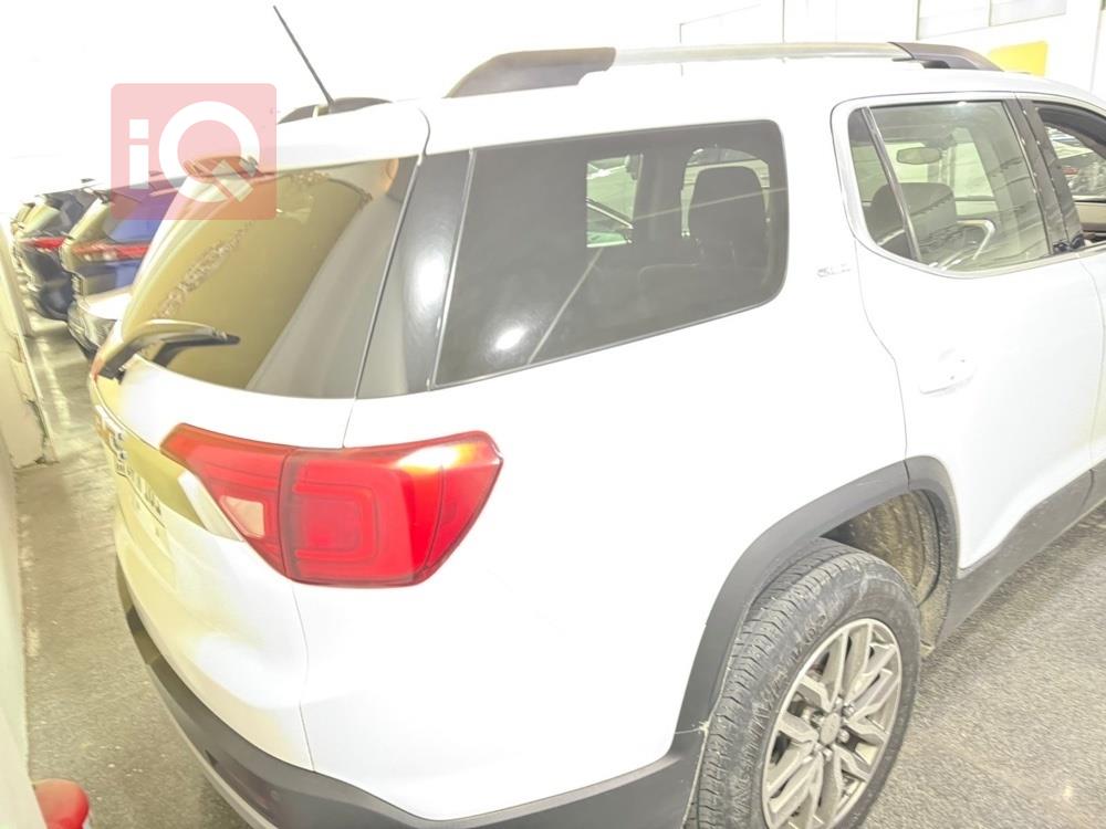 جي ام سي اكاديا